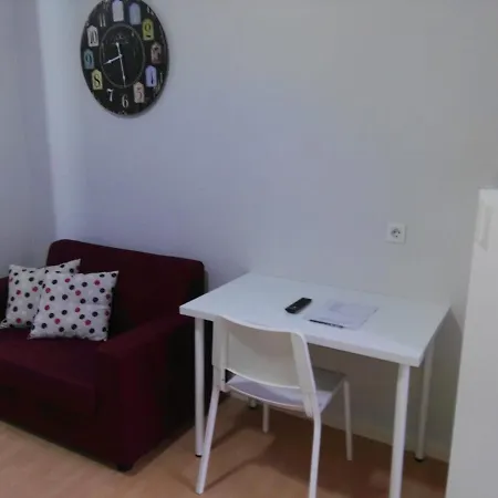 Estudios Cientouno サン・クリストバル・デ・ラ・ラグーナ