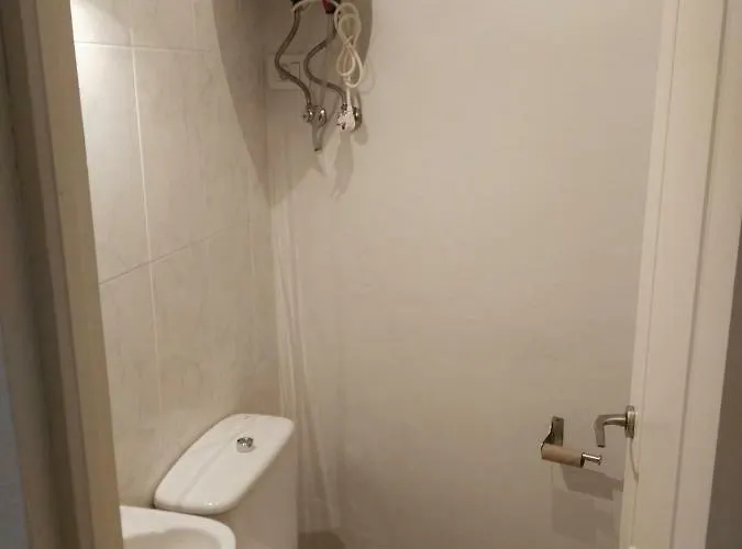 Estudios Cientouno 아파트